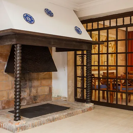 Ben-hur Aparthotel