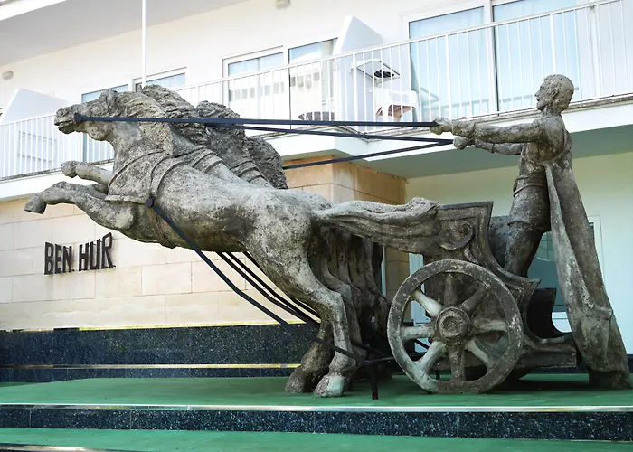 Ben-hur Aparthotel 2*