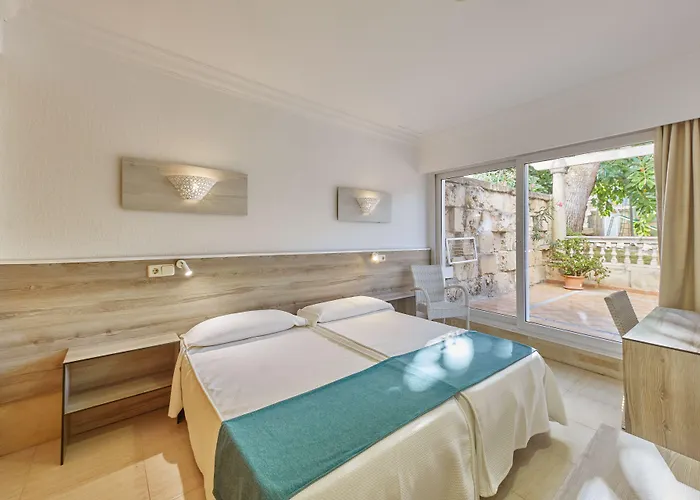 Ben-hur Aparthotel 2*